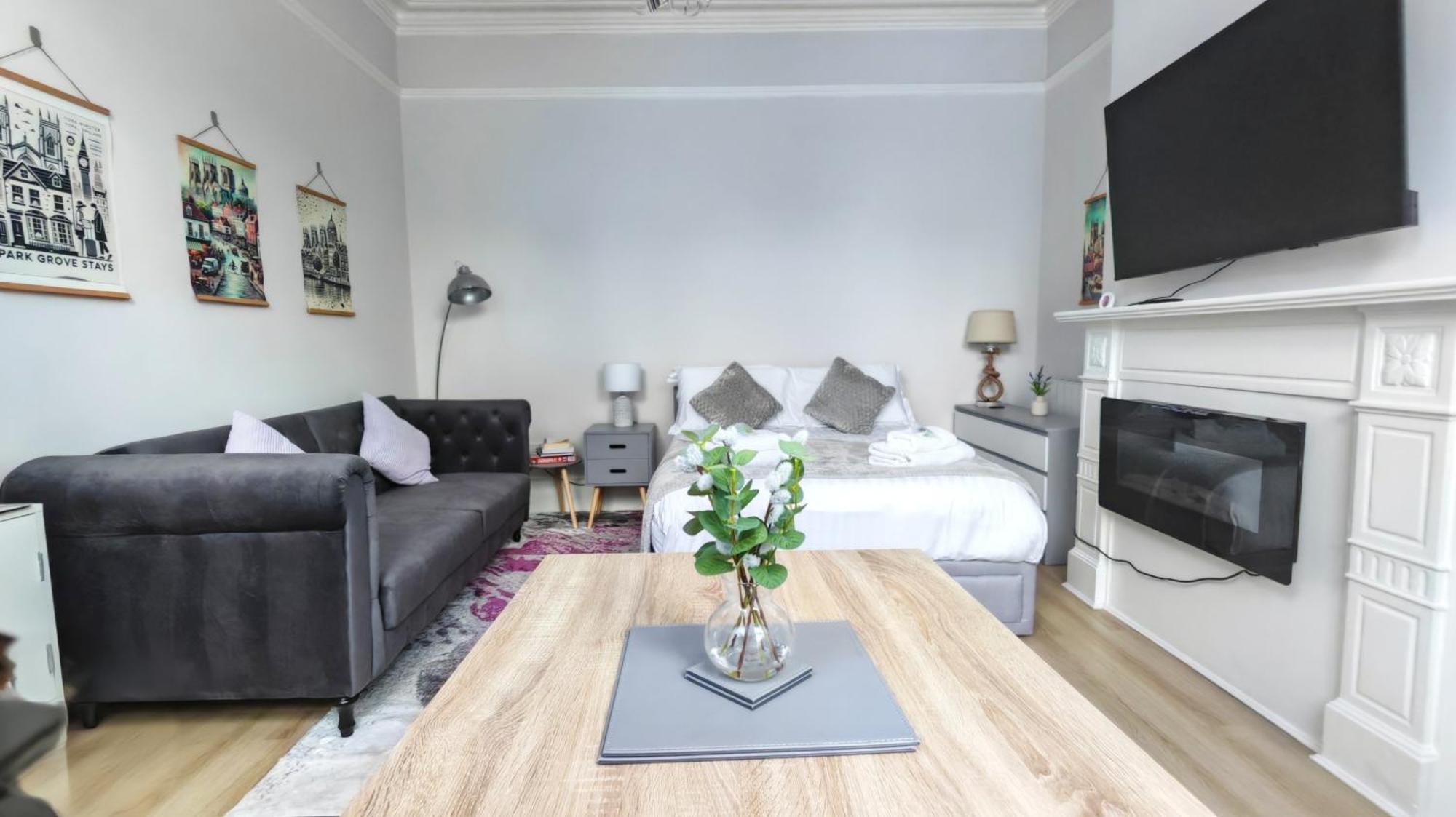 Stylish York Studio Екстериор снимка