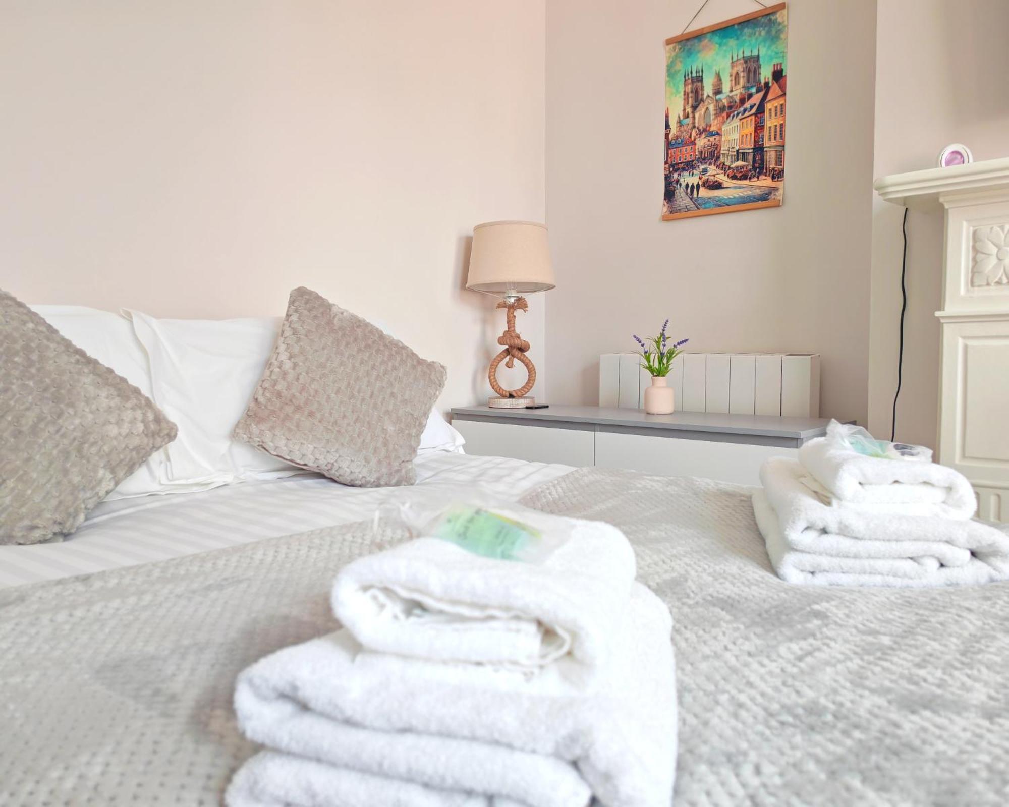 Stylish York Studio Екстериор снимка